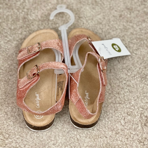 CAT & JACK tisha footbed sandals - Picture 3 of 4